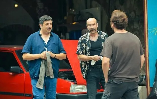Uzun zamandır ekranda yoktu: Çukur’un yıldızı Aras Bulut İynemli’den yeni dizi! Fragmanı büyük ilgi gördü! - Resim: 5