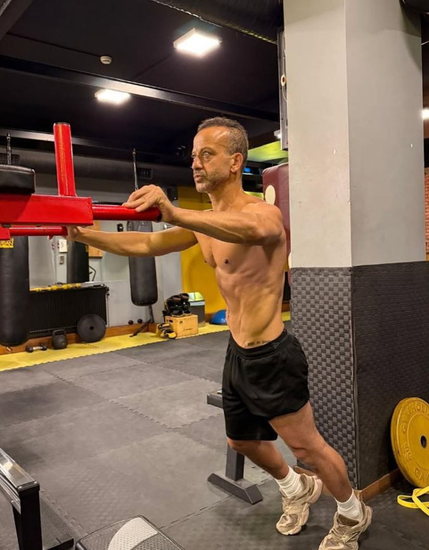 Ameliyat olduğunu duyurmuştu! Ünlü oyuncu Rıza Kocaoğlu'ndan haber geldi - Resim: 4