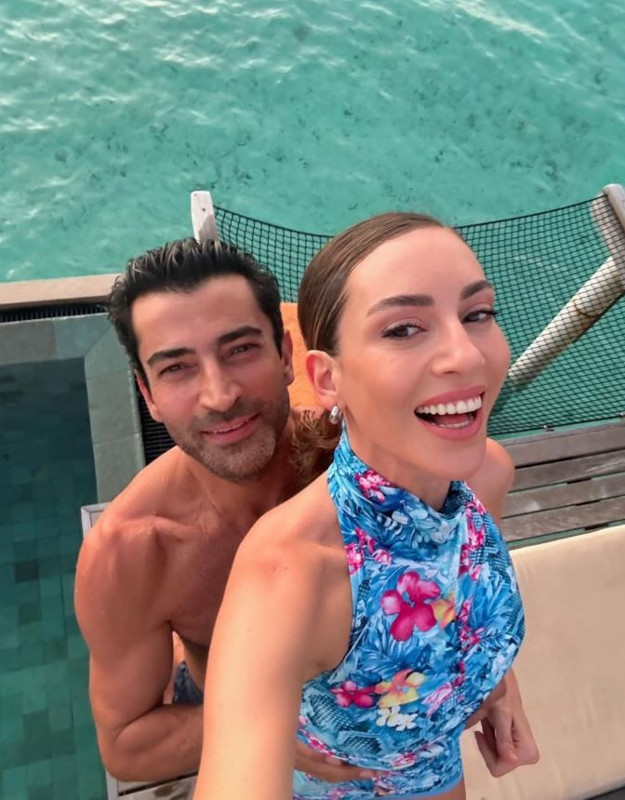 Sinem Kobal tatilde aşka geldi! Eşi Kenan İmirzalıoğlu ile romantik pozlar verdi - Resim: 2