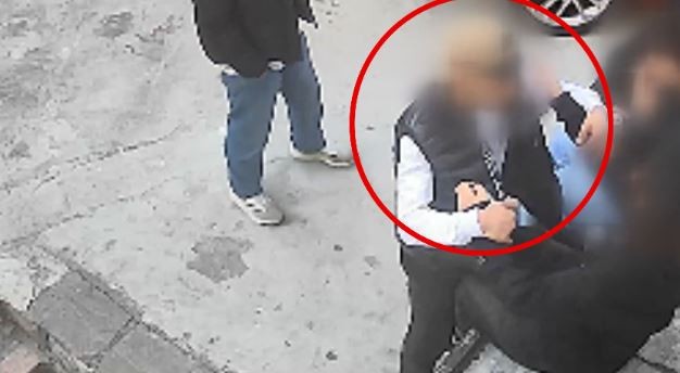 Ahmet Minuguzzi olayının arından bir bıçaklı skandal daha! "Biz Kadıköy çocuğuyuz" diyerek gasp etti! - Resim : 1
