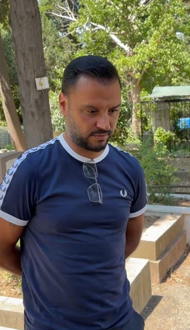 Alişan'ın kardeş acısı: Selçuk Teştaş'ı vefatının 5'inci yıl dönümünde mezarı başında andı - Resim : 3