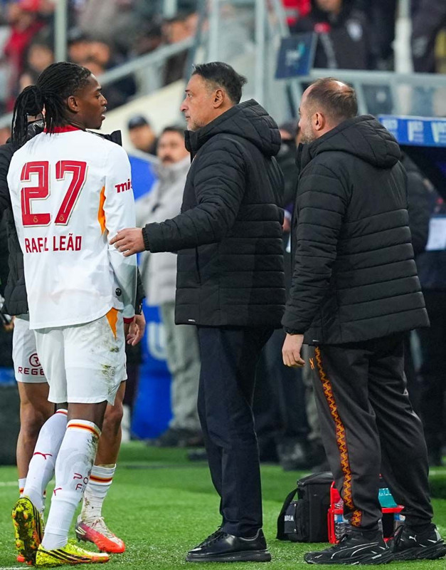 16 dakika sahada kalmıştı! Galatasaray’da Rafael Leao’nun oyundan çıkma nedeni belli oldu - Resim: 5