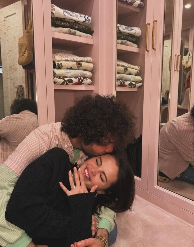 ABD'li şarkıcı ve oyuncu Selena Gomez'den müjdeli haber! Sosyal medya hesabından duyurdu - Resim: 6