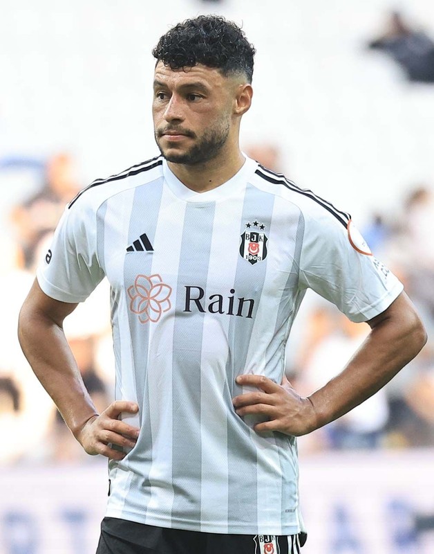 Beşiktaş’ta büyük kıyım! 6 yabancı futbolcunun üstü çizildi! Sezon sonu gönderilecekler - Resim: 3