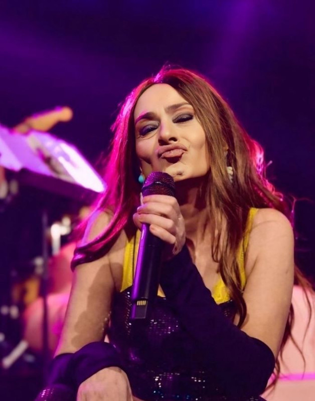 Yıldız Tilbe'den Harbiye'de şaşırtan çıkış: "60’ında şarj tam dolmuyor" - Resim: 3