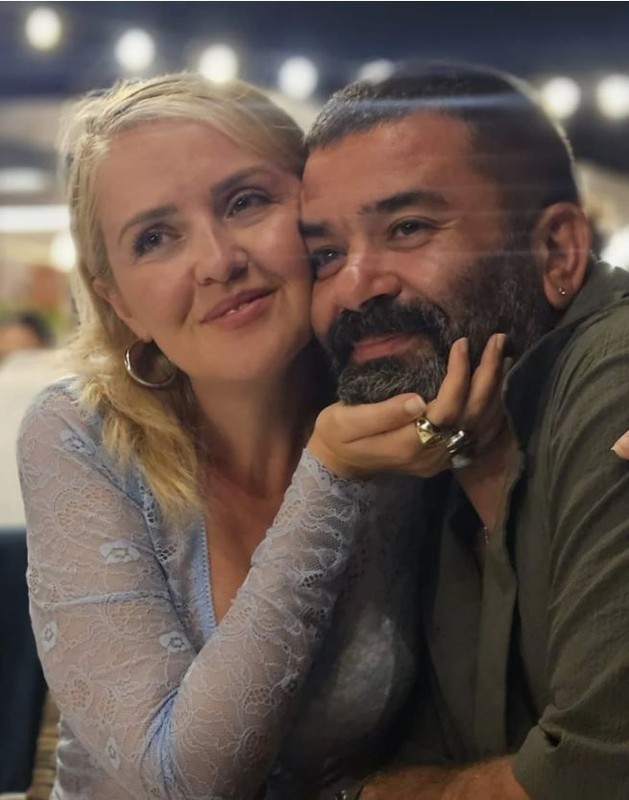 Ceyda Düvenci ile 8 yıllık evliliğini bitirmişti! Bülent Şakrak yeni aşkını ilan etti! Sosyal medya hesabından paylaştı - Resim: 3