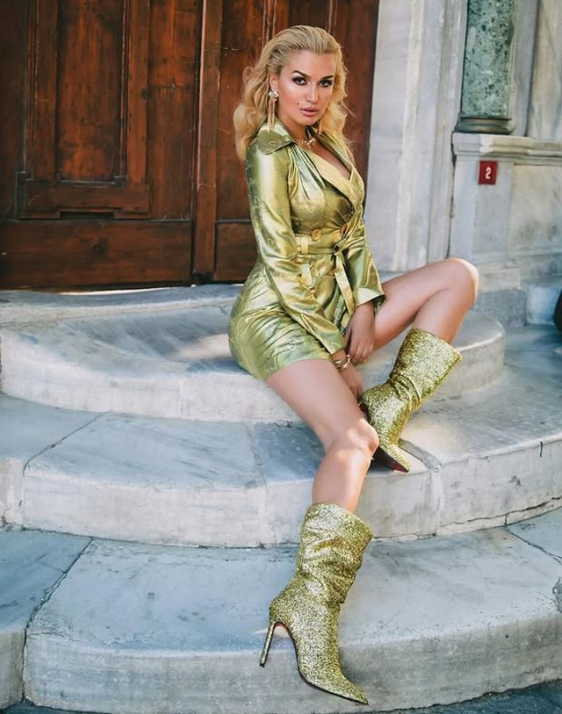 Tuğba Özay'dan olay açıklama! "Bir dünya lideriyle evleneceğim" - Resim: 2