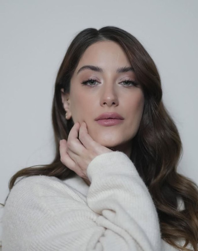 Saplantılı hayranı kabusu olmuştu! Hazal Kaya'ya mahkemeden kötü haber geldi - Resim: 1