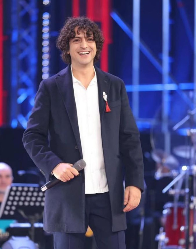 İmam Gazali dizisinin başrolü Taner Ölmez'den dikkat çeken açıklama! "Rolüme Kur'an-ı Kerim'i okuyarak hazırlandım" - Resim: 3