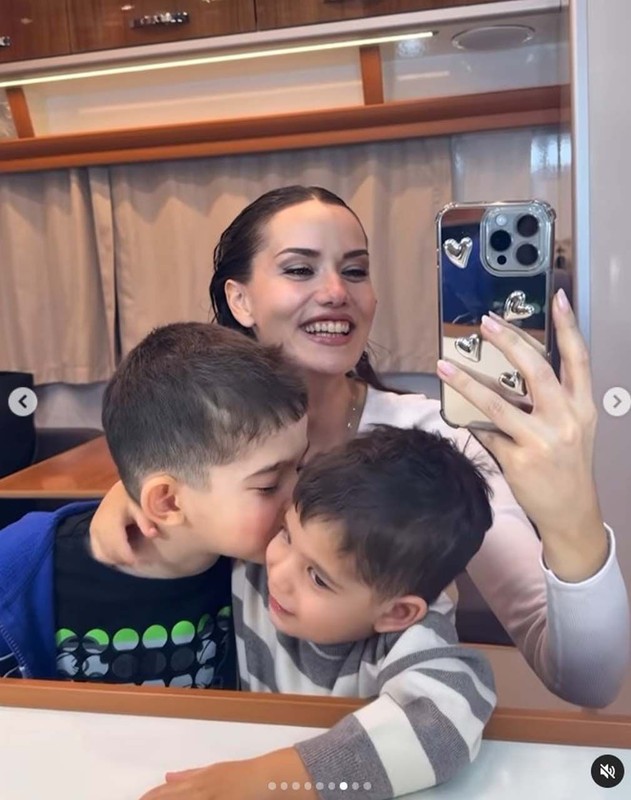 Fahriye Evcen’den Instagram paylaşımları! Kerem ve Karan büyüyor! İşte son halleri - Resim: 6