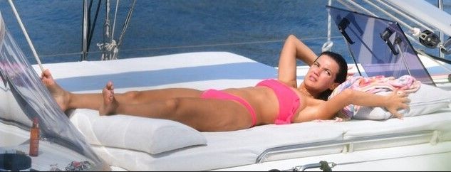 Pınar Deniz ile Kaan Yıldırım çiftinden tatil kareleri! Bodrum'da demirledikleri teknelerinde görüntülendiler - Resim: 3