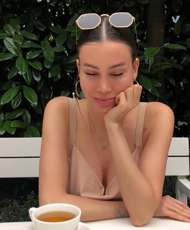 Bilal Hancı'nın eski eşi Esin Cepni OnlyFans hesabı açmıştı! Cepni'nin Instagram'dan paylaştığı son fotoğraf ise ortalığı yıktı geçti: Resmen çıplak - Resim: 45