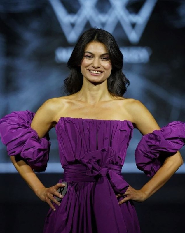 Miss Turkey'de herkesi şoke eden olay! Cemre Üker'in güzellik ünvanı geri alındı - Resim: 2