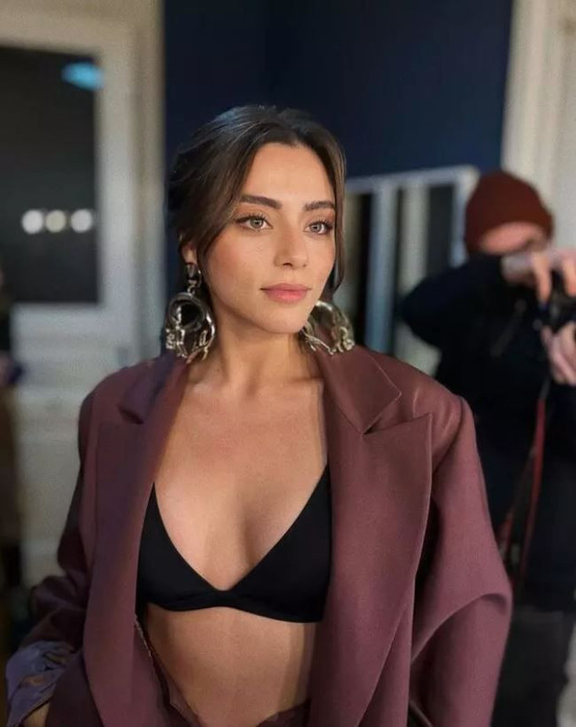 Kızılcık Şerbeti'nin Doğa'sı Sıla Türkoğlu ilk kez anlattı! İşte sevgilisi Ata Ayyıldız ile tanışma hikayesi - Resim: 10