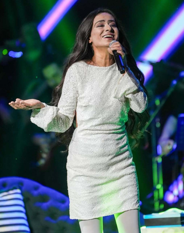 Yıldız Tilbe’den hayranlarını üzen haber! Hastalığını ilk kez açıkladı: “Doktor mikrofon tutmamı bile yasakladı” - Resim: 5