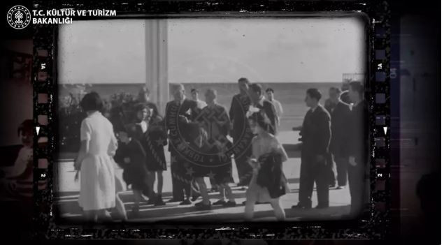 Bakan Ersoy paylaştı: Atatürk'ün hiç gün yüzüne çıkmamış görüntüleri! - Resim : 1