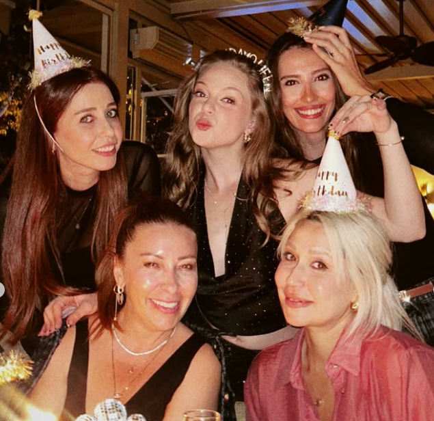 İpek Filiz Yazıcı 24 yaşına girdi! Doğum günündeki o detay dikkatlerden kaçmadı - Resim: 6