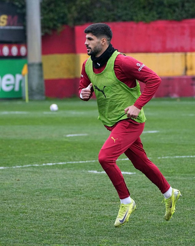 Eren Elmalı’dan Galatasaray’a transfer olmak için büyük fedakârlık! Yeni kariyer hedefi belli oldu! Menajeri yönetime söylemiş - Resim: 1