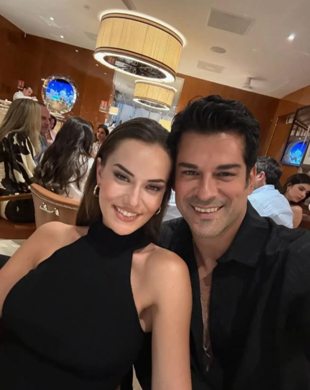 Burak Özçivit ile Fahriye Evcen boşanıyor mu? Instagram hamlesi kafaları karıştırdı - Resim: 5