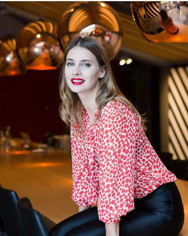 Tuba Ünsal'dan yıllar sonra gelen itiraf: Hayır demeyi bilseydim ruhumu satmazdım! - Resim: 2