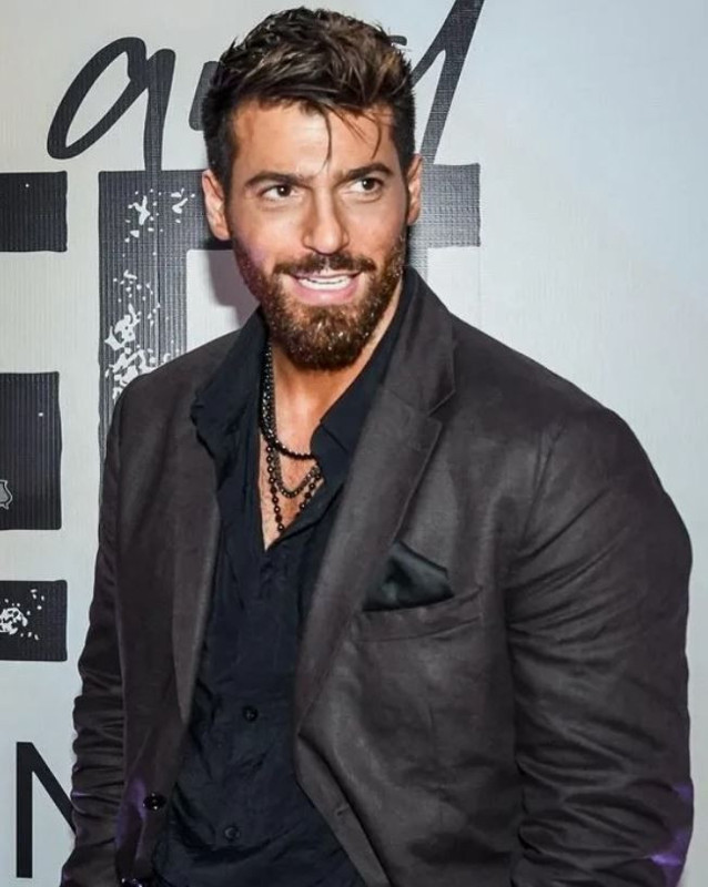 Can Yaman'dan yapımcı Faruk Turgut'a sert çıkış: "Senin bütçen benim kaşeme yetmez!" - Resim: 5
