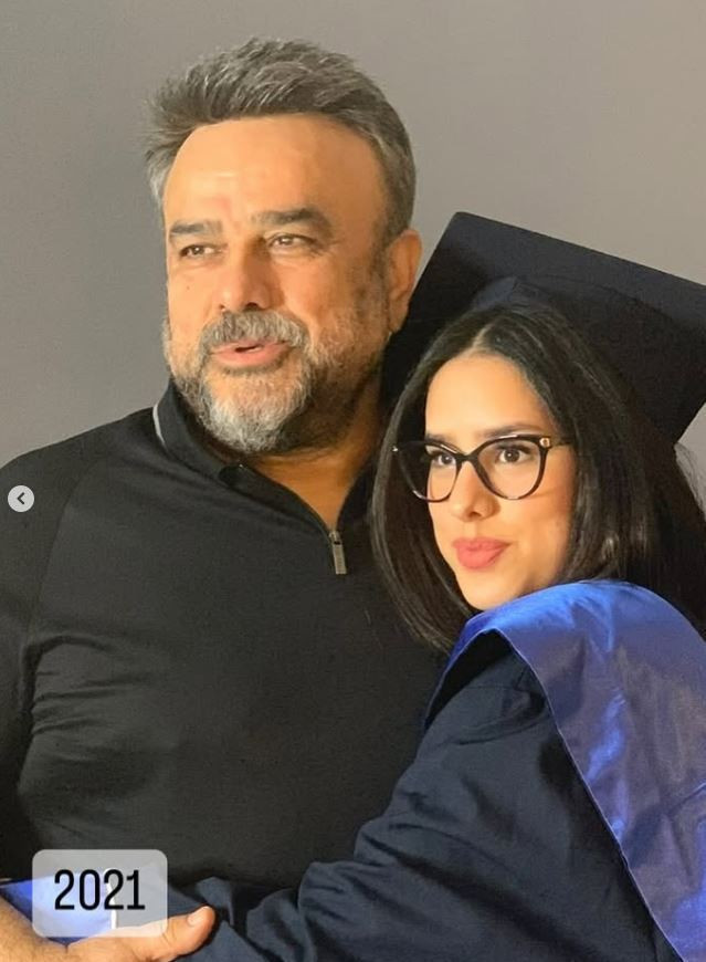 Ünlü şarkıcı Bülent Serttaş'ın gurur günü! "Hissettiklerimi kelimelerle anlatmak zor" - Resim : 6