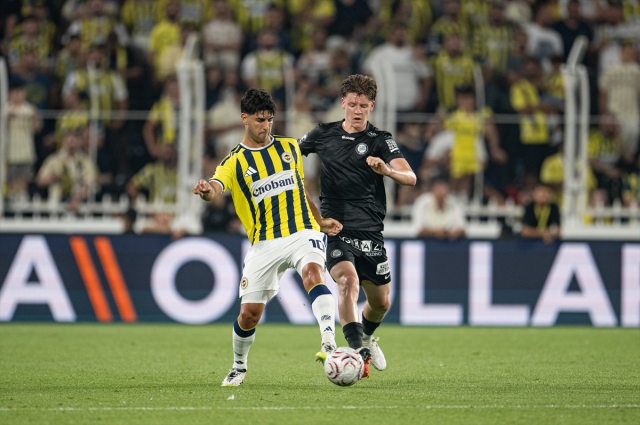 Fransız basını Fenerbahçe maç sonrası o ismi yere göğe sığdıramadı! "Gecenin kahramanıydı" - Resim : 4