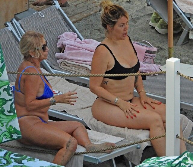 Wanda Nara İtalya tatilinde görüntülendi! Son hali olay oldu - Resim: 4