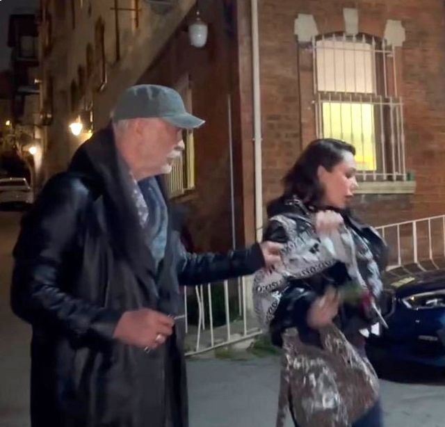 Levent Özdilek'in panik dolu gecesi! Kadın arkadaşını uyardı: Yüzünü saklama, daha çok dikkat çekiyorsun! - Resim: 2