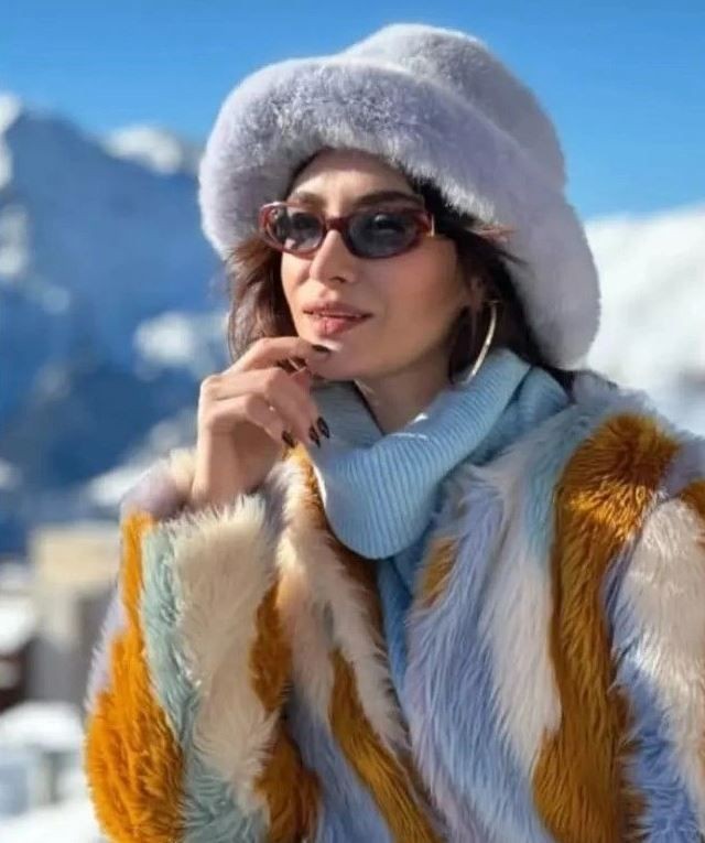 Ünlü oyuncu Hande Doğandemir Alp Dağları'nda! Yorgunluğunu bembeyaz zirvelerde attı - Resim: 6