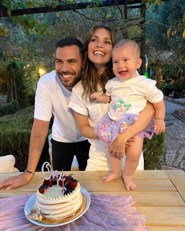 Aslı Enver'in kızı Elay, 1 yaşına bastı! Ünlü oyuncu kızının doğum gününden kareler paylaştı: "Hayatımın en mutlu 1 senesi!" - Resim: 3