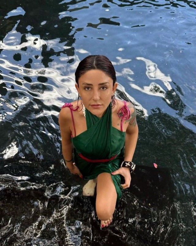 Bali'de tatil yapan Melek Mosso'nun klozetinden çıkan şey şoke etti! "Görünce içim çekildi" - Resim: 3
