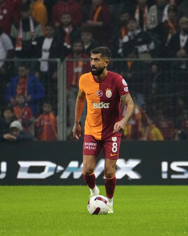 Galatasaray’da şok rapor! Okan Buruk, 3.8 milyon euroluk yıldızın biletini kesti! “Teklif gelirse satılabilir” - Resim: 5