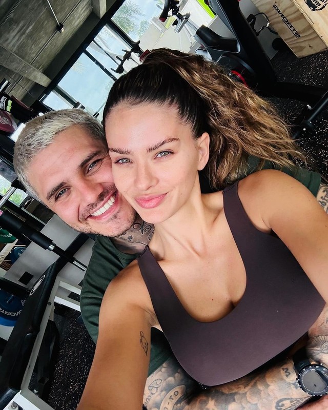 Galatasaray'ın yıldız futbolcusu Mauro Icardi aşka geldi! Romantik paylaşımı sosyal medyayı salladı - Resim: 3