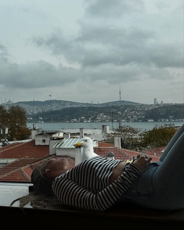 Güzel oyuncu Aslı Enver 41 yaşına girdi! "Bu sene kendim için bir dileğim yok" diyerek pozlarını peş peşe paylaştı - Resim: 5