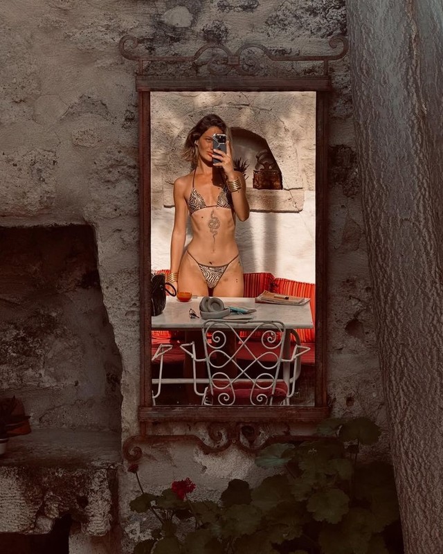 Ünlü oyuncu Gülcan Arslan'dan nefes kesen tatil kareleri! Bikinili pozlarını paylaşmaya doyamadı! Fit vücudu dikkat çekti - Resim: 3