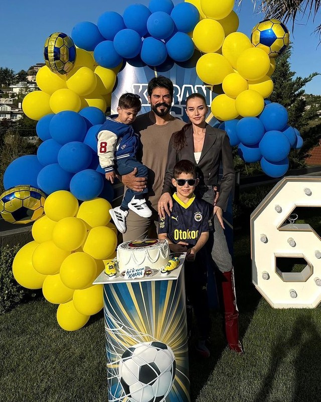 Fahriye Evcen ile Burak Özçivit'in oğlu Karan 6 yaşına girdi! Fenerbahçe konseptli doğum günü partisi dikkat çekti - Resim: 5