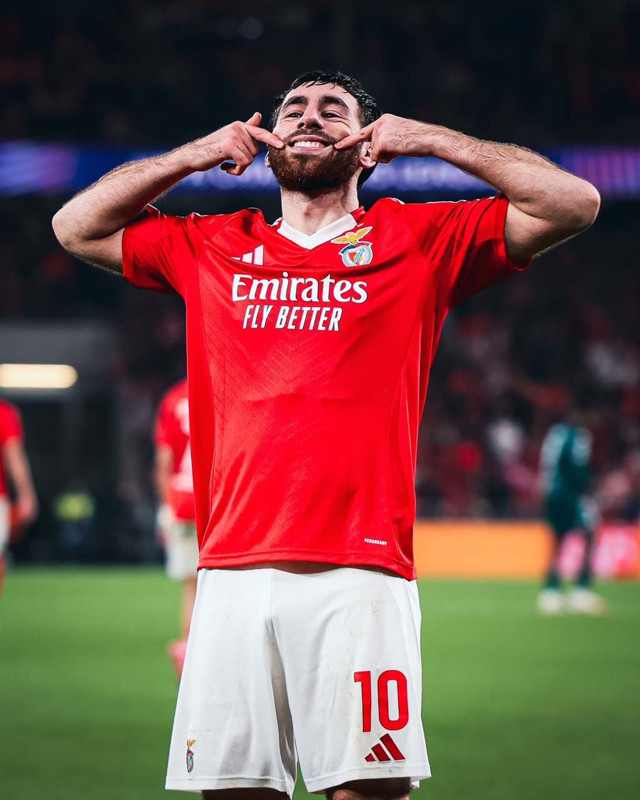 40 milyon euroluk yıldız Beşiktaş için gemileri yaktı! Transfer tekliflerini elinin tersiyle itti! Gelirse taraftar havalimanına akın eder - Resim: 6