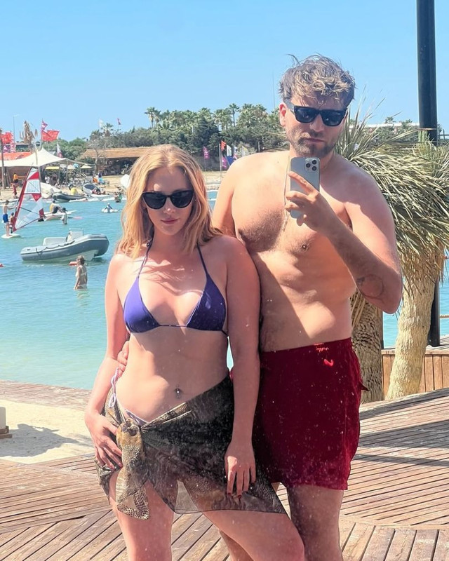 Hayal Köseoğlu ve Nezir Çınarlı çifti tatilde aşka geldi! Sosyal medya hesabından peş peşe paylaştı - Resim: 5