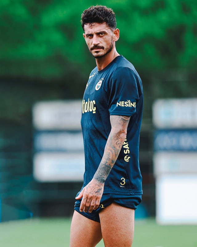 Samet Akaydın'dan Fenerbahçelileri kızdıran sözler! Trabzonspor itirafı olay yarattı - Resim: 1