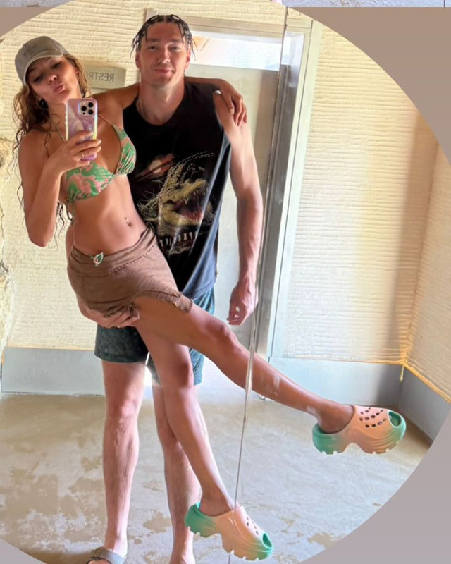 Ebru Şahin ve Cedi Osman'ın aşk dolu tatili! Romantik halleri büyük beğeni topladı - Resim: 4