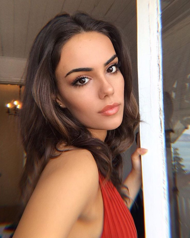 Ünlü oyuncu Özgü Kaya'dan büyük sürpriz! Victoria Secret'in ilk Türk meleği olacak - Resim: 5