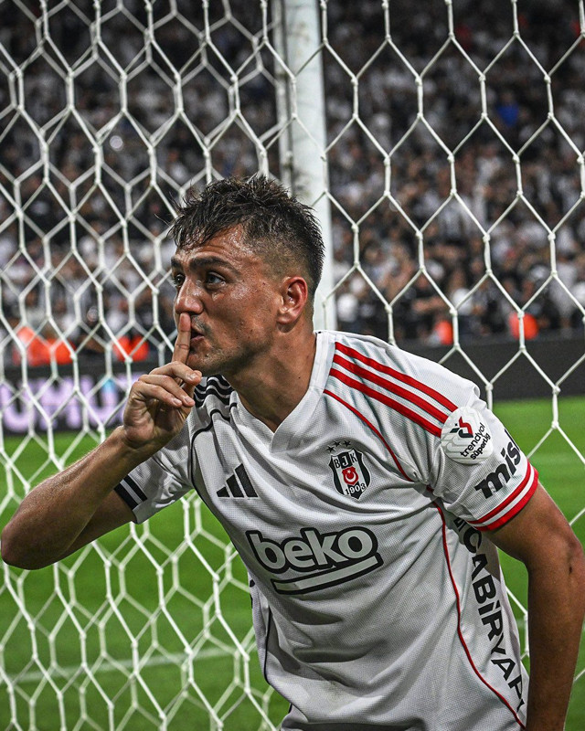Beşiktaş’ta Sergen Yalçın’dan şok karar! 6 milyon euroluk yıldıza forma göstermedi - Resim: 10