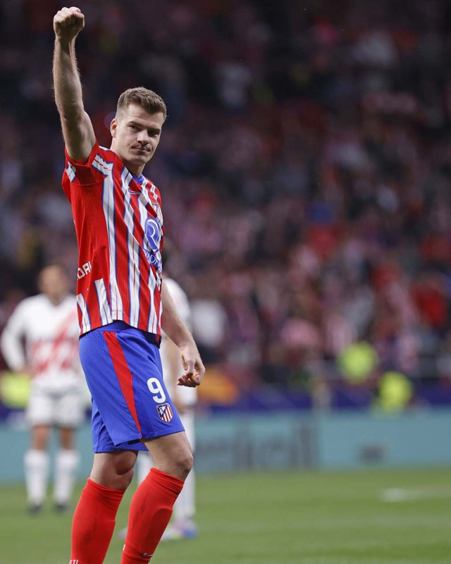 Golcü transferini Sadettin Saran bitirecek! İspanyollar 32 milyon euroluk yıldızı duyurdu! Fenerbahçeliler havalimanına akın edecek - Resim: 9