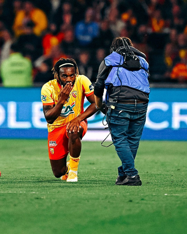 BOMBA transfer! Eski Fenerbahçeli Saint-Maximin ezeli rakibe geliyor - Resim: 5