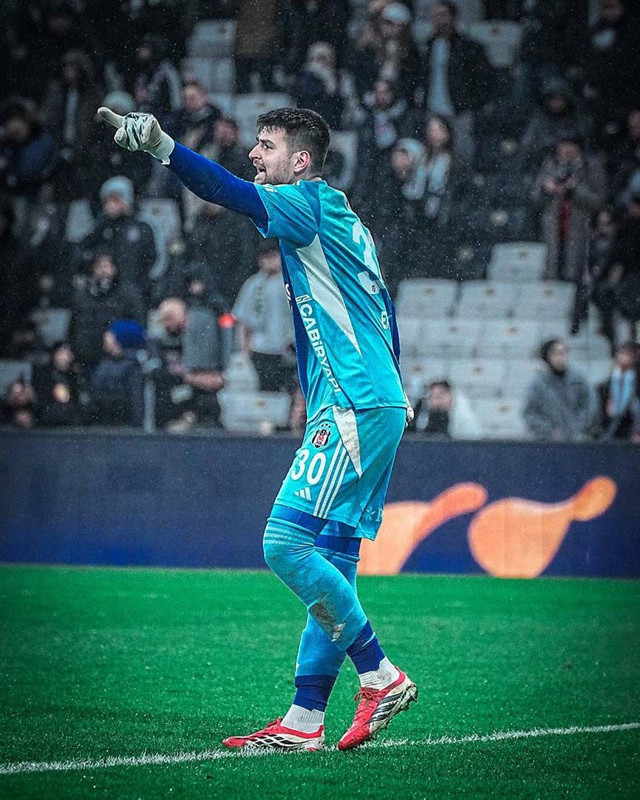 Yıldız futbolcu için geri dönüş yok! Beşiktaş kariyeri sona erdi! - Resim: 5