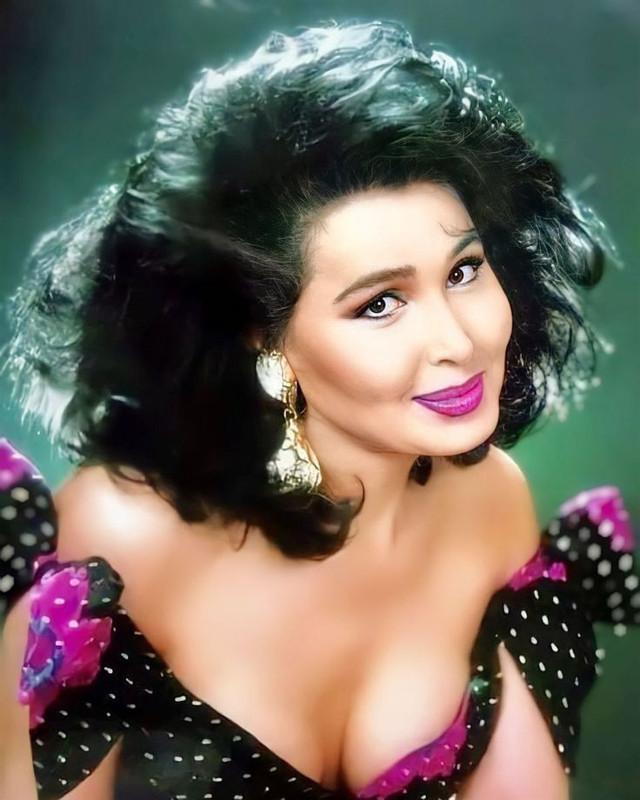 Diva'dan onay çıktı! Bülent Ersoy'un hayatı film oluyor - Resim: 2