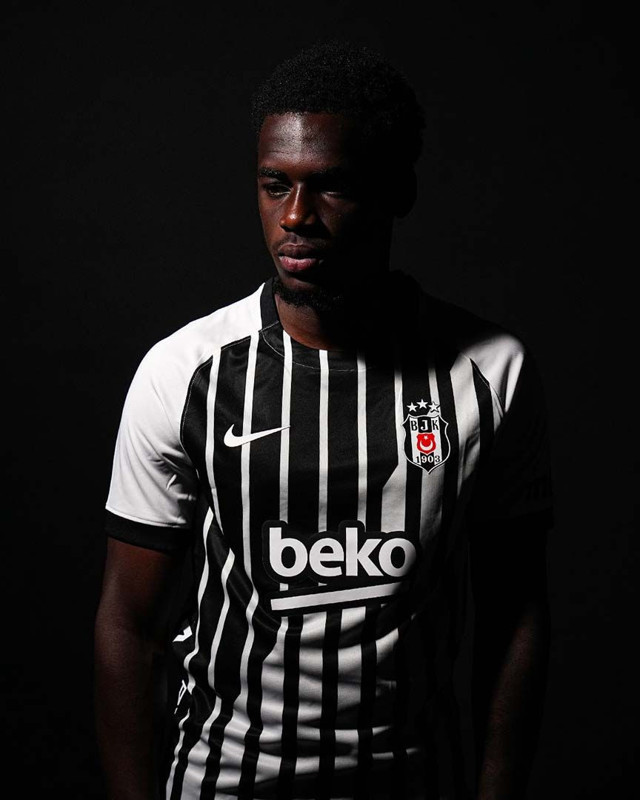Beşiktaş’ta Vincenzo Italiano’dan şok karar! Yeni transferi kulübeye hapsetti! 4 maçta 1 dakika bile oynatmadı - Resim: 5