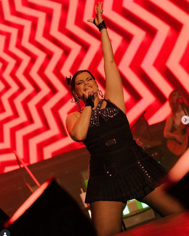 Ünlü şarkıcıdan üzen haber! O tepkilere dayanamadı! Müziği bıraktı - Resim: 8