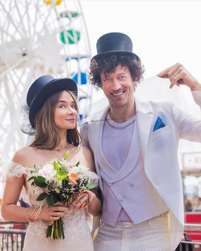 Müge Boz ve Caner Erdeniz çifti Türkiye'yi terk etti! Taşınma gerekçeleri ortaya çıktı - Resim: 1